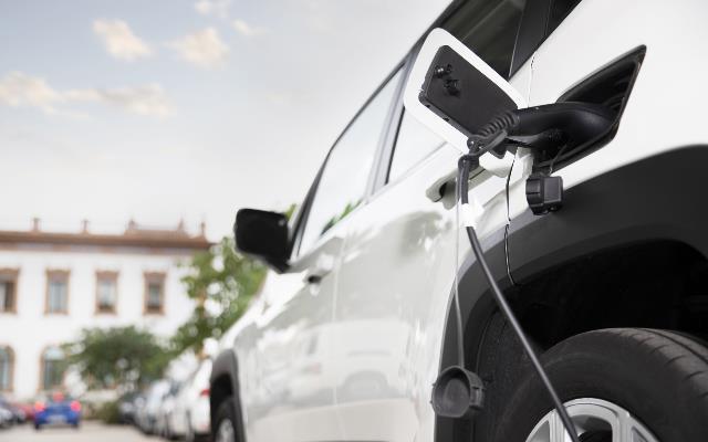 Hibrit Araç Bakımında Uzman Servis